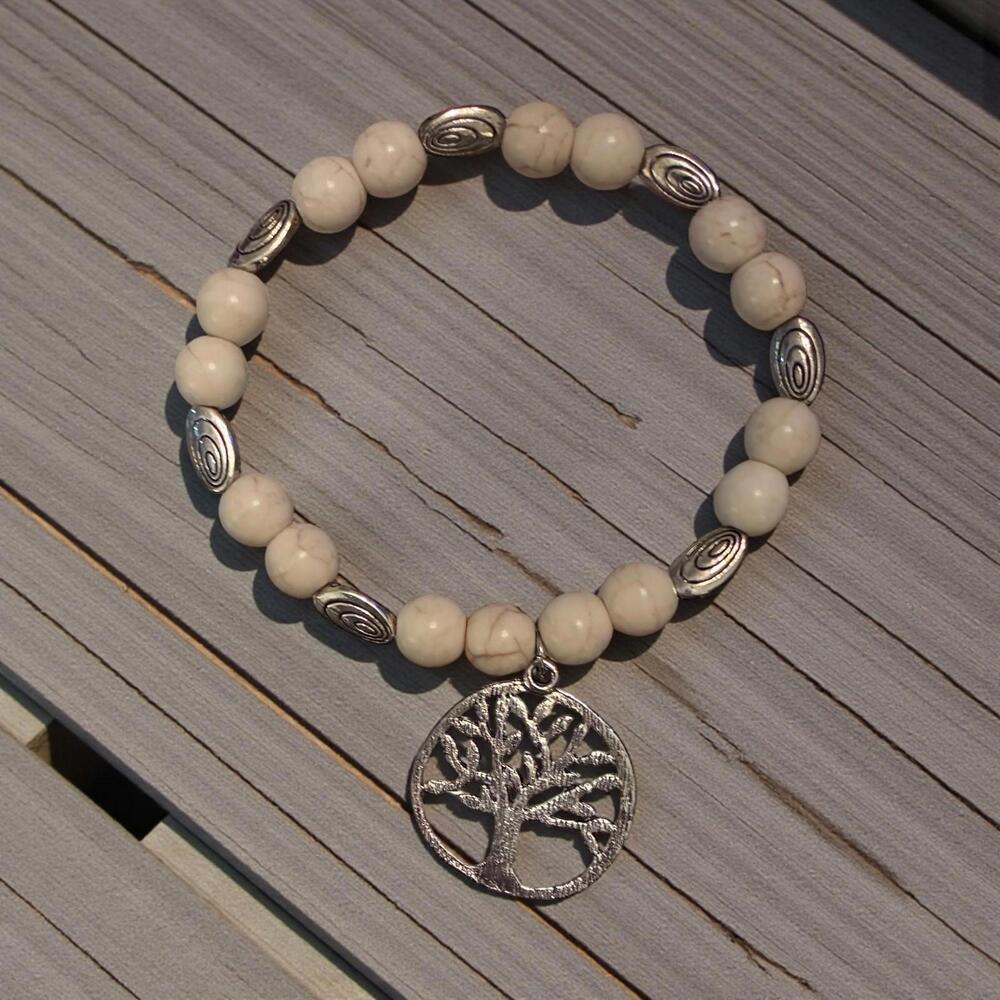 Howlite Handmade‎ Tree of life beaded bracelet size 6.5”